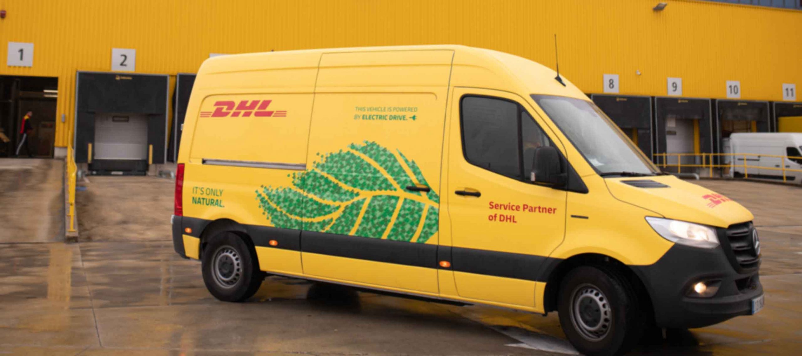 Una furgoneta eSprinter 100% eléctrica permite ahorrar la emisión anual de 10 toneladas de CO2 a la atmósfera frente a su equivalente con motor diésel