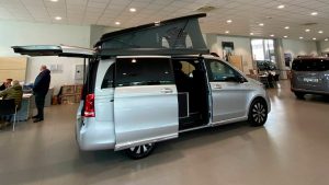Presentación de los módulos Camper de Tinkervan en Mercedes-Benz Aguinaga