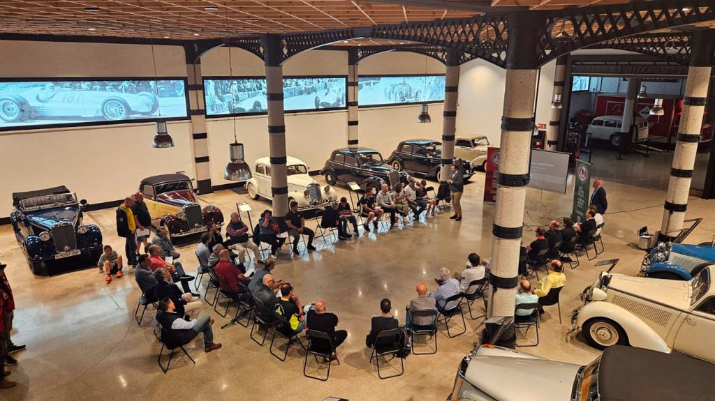 Reunión de FEVEBASK | Federación Vasca de Vehículos Clásicos y Deportivos Reunión de FEVEBASK | Federación Vasca de Vehículos Clásicos y Deportivos